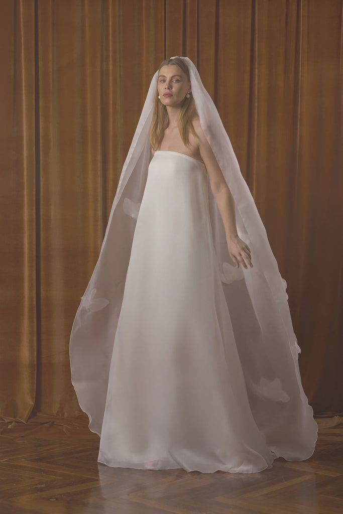 Silk Organza Bridal Gown - Strapless Wedding Dress - Elegant Bridal Gown made-to-measure Silk Organza Bridal Gown - Strapless Wedding Dress - Elegant Bridal Gown made-to-measure