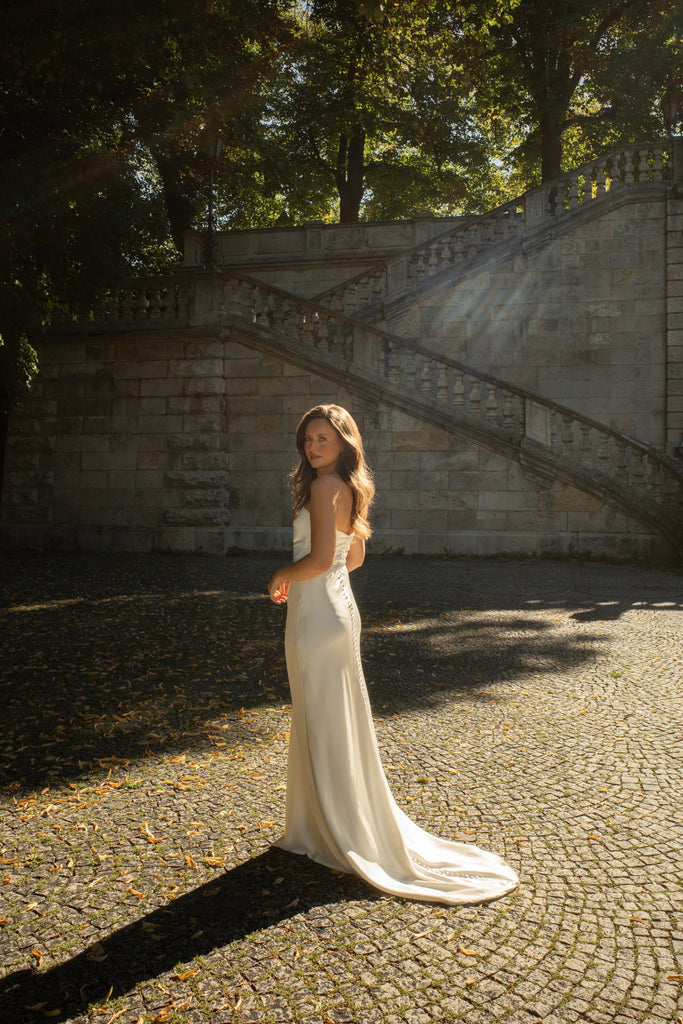 Strapless Silk Wedding Dress - Detachable Gown Strapless Silk Wedding Dress - Detachable Gown